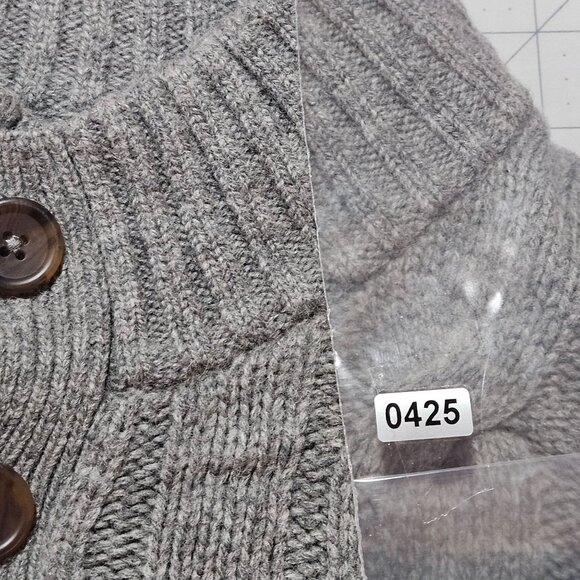 VTG Vineyard Vines Gray Cable Knit Lambs wool & Nylon Sweater With Button Collar - Picture 11 of 14